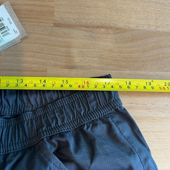 prAna Men's Double Peak E-Waist Everyday Hiking Short  XL/ 8"L in Charcoal Gray - Picture 8 of 9